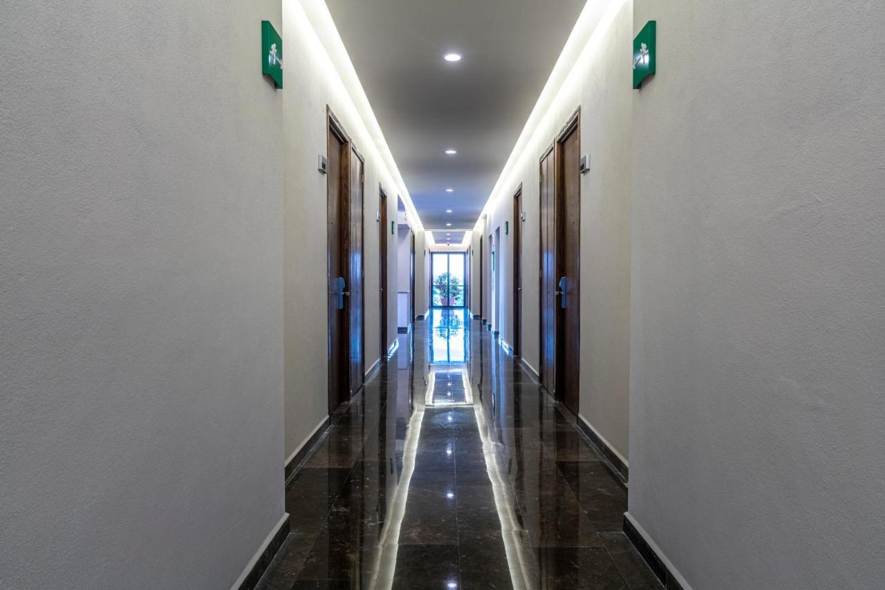 Gumont Guadalajara López Mateos - Minerva Exterior foto